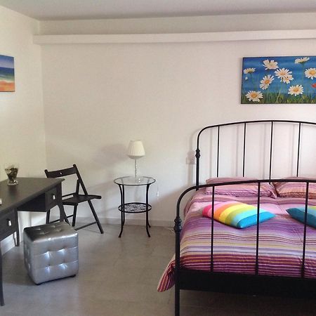 Bed & Breakfast La Volpe E L'Uva 산타마리넬라 외부 사진