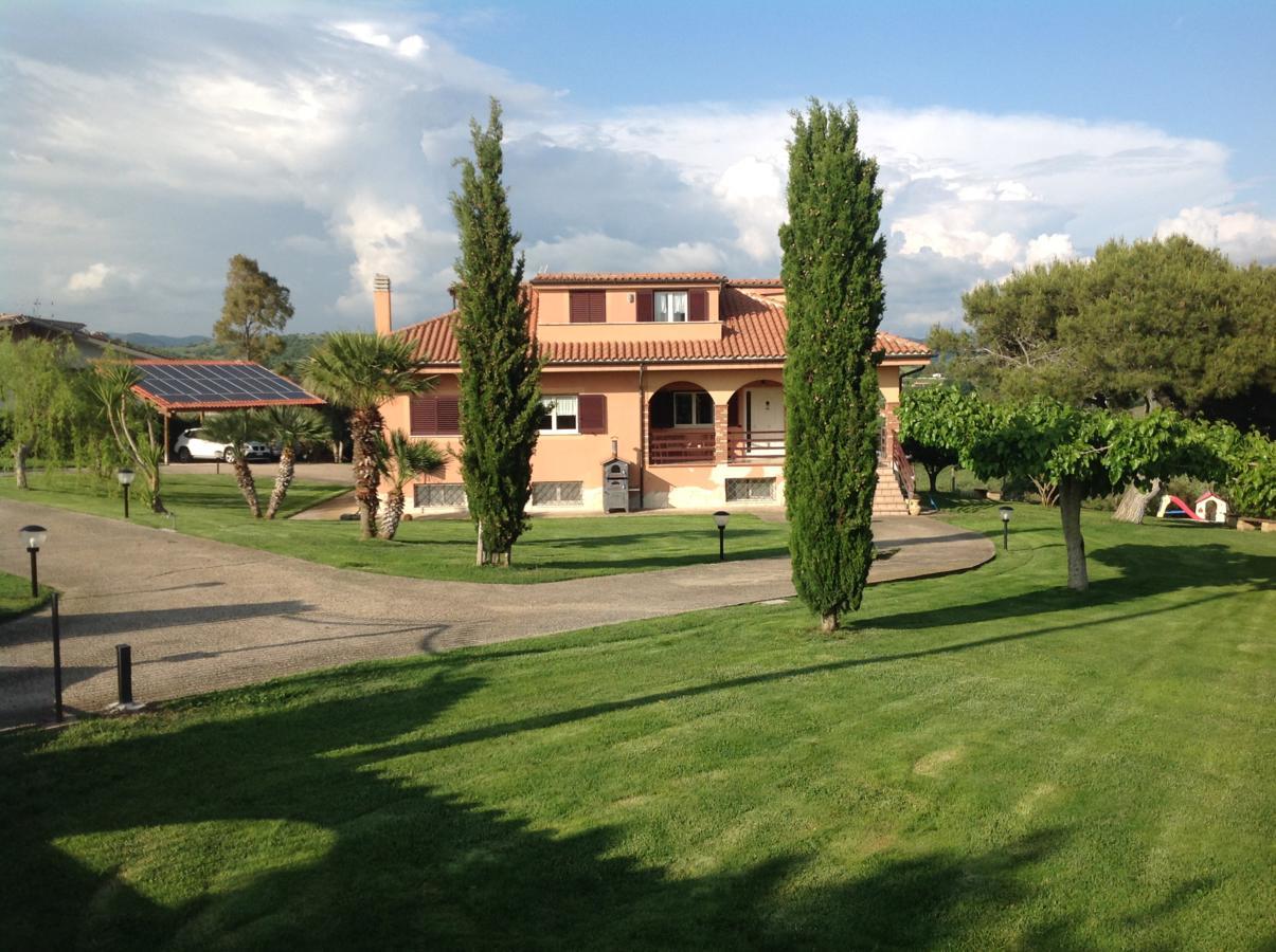 Bed & Breakfast La Volpe E L'Uva 산타마리넬라 외부 사진