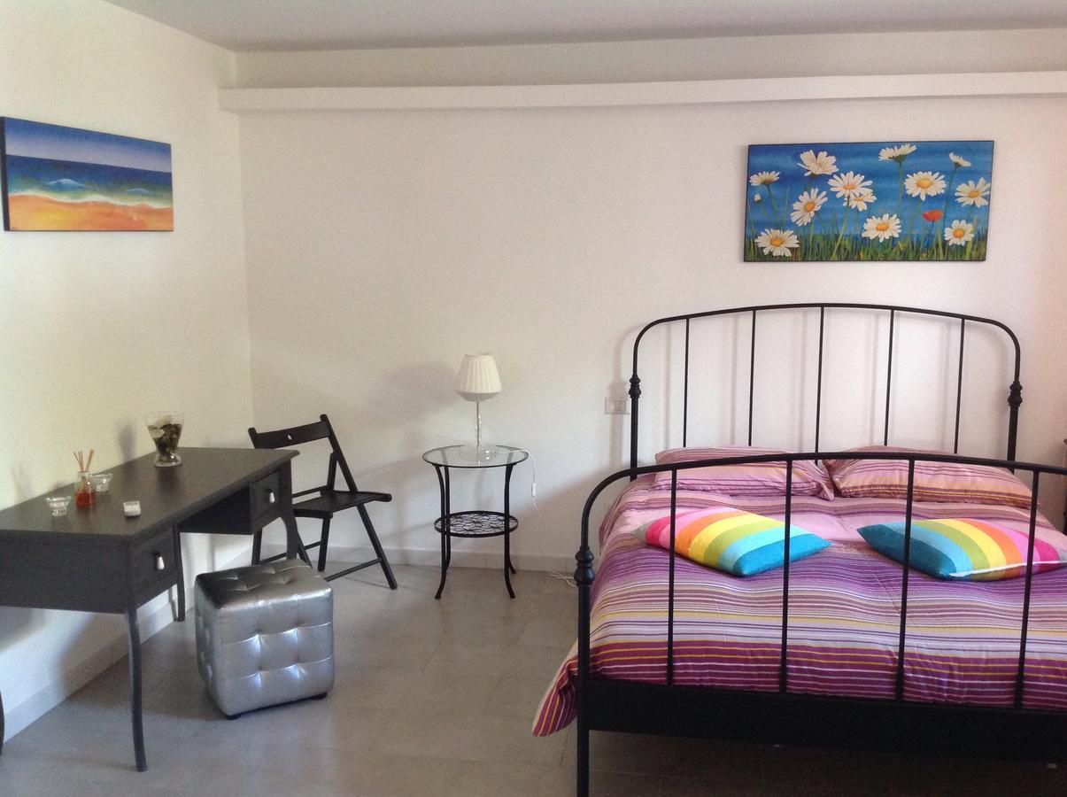 Bed & Breakfast La Volpe E L'Uva 산타마리넬라 외부 사진